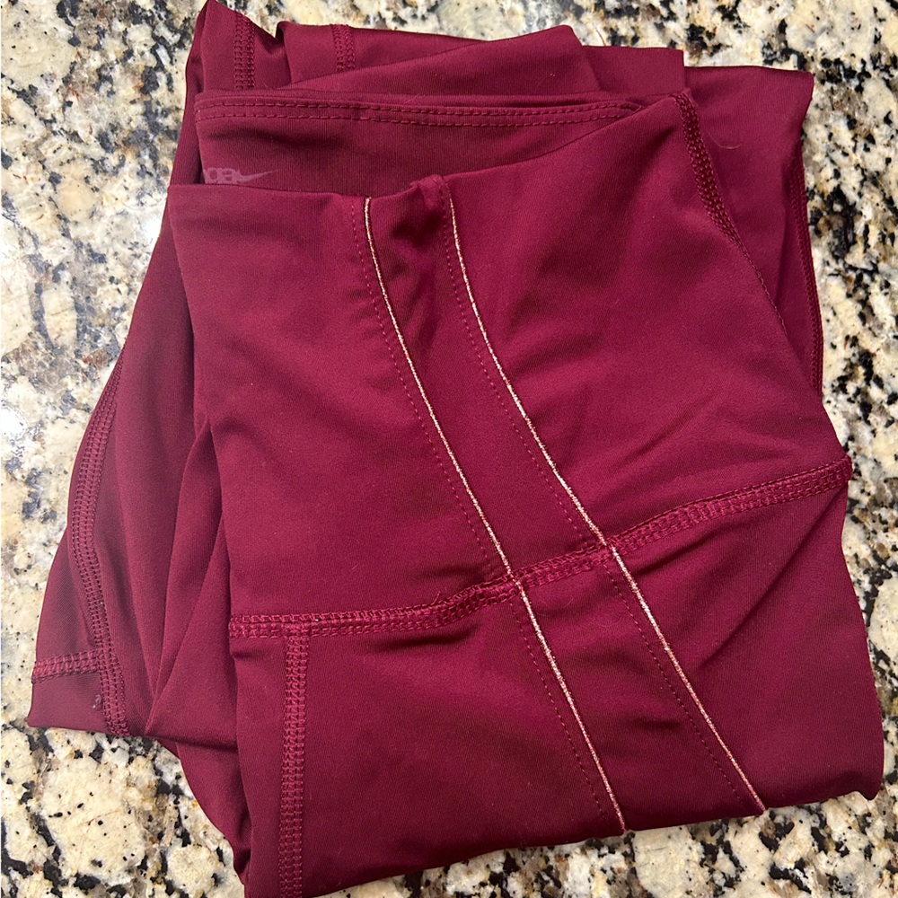 Nike Yoga Leggings